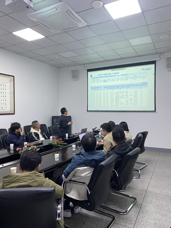 Reuni&atilde;o de treinamento de controle de qualidade da Probest